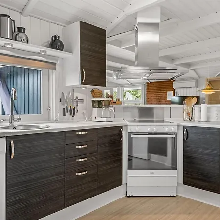 Hébergement de vacances Joonatan - 900m From The Sea By Interhome *